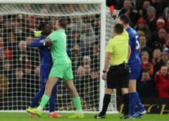 Pemain Everton Terlalu Emosional Dapat Kartu Merah Lawan MU Karena Tampar Rekan Sendiri