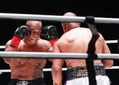 Mayweather Jr Menjadi Lawan Ketiga Mike Tyson Dalam Pertandingan Ekshibisi